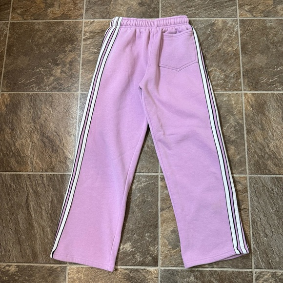 Woman’s Adidas Jogger Suit Medium Jacket and Medium Pant Set - Picture 14 of 16